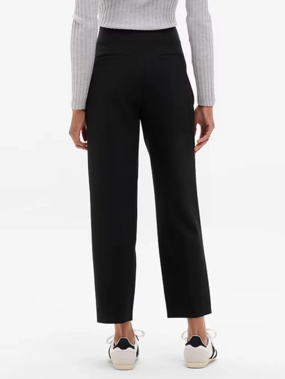 Like New Athleta High Rise Endless Pant - Black - Size 6 Tall - Picture 4 of 4